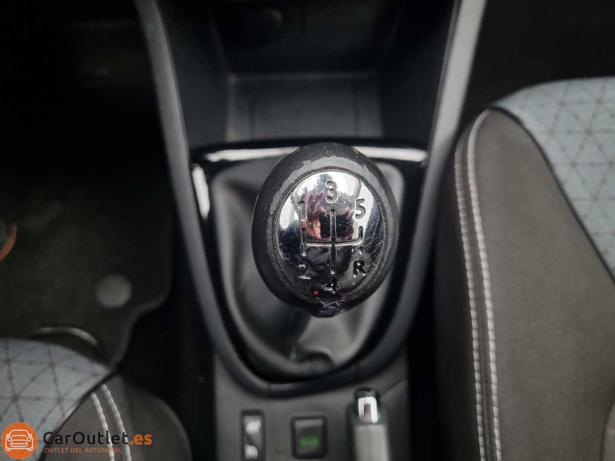 27 - Renault Clio 2013