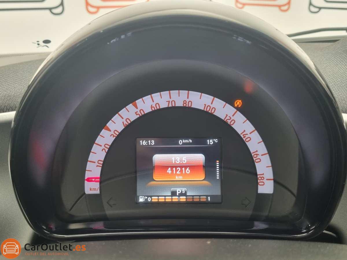 22 - Smart Forfour 2017 - AUTO