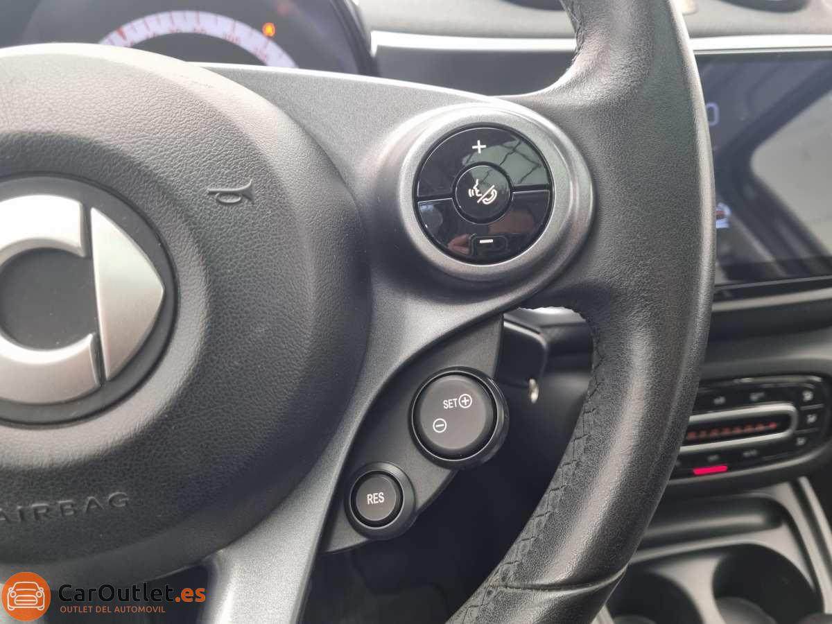 23 - Smart Forfour 2017 - AUTO