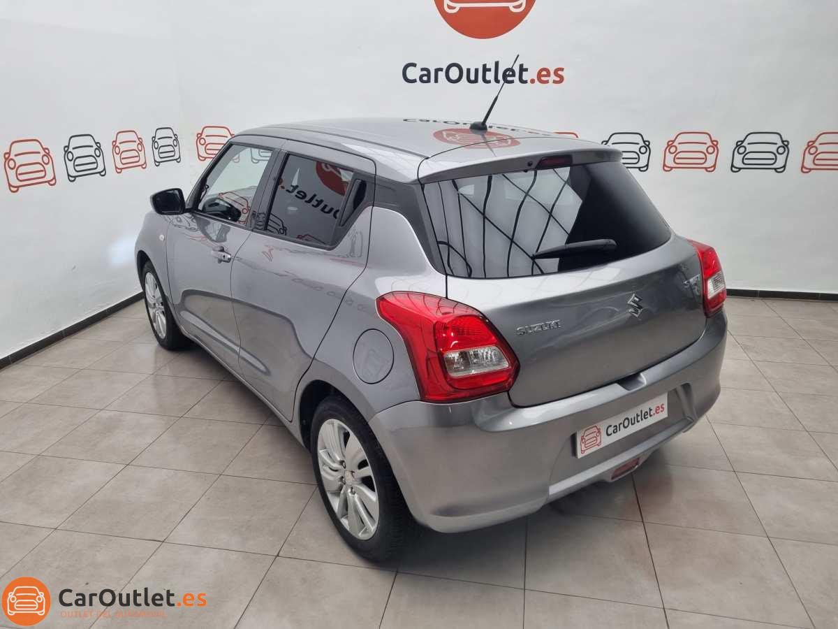 8 - Suzuki Swift 2018 - AUTO