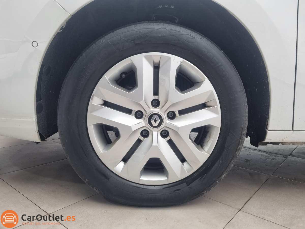 7 - Renault Kangoo 2023 - AUTO