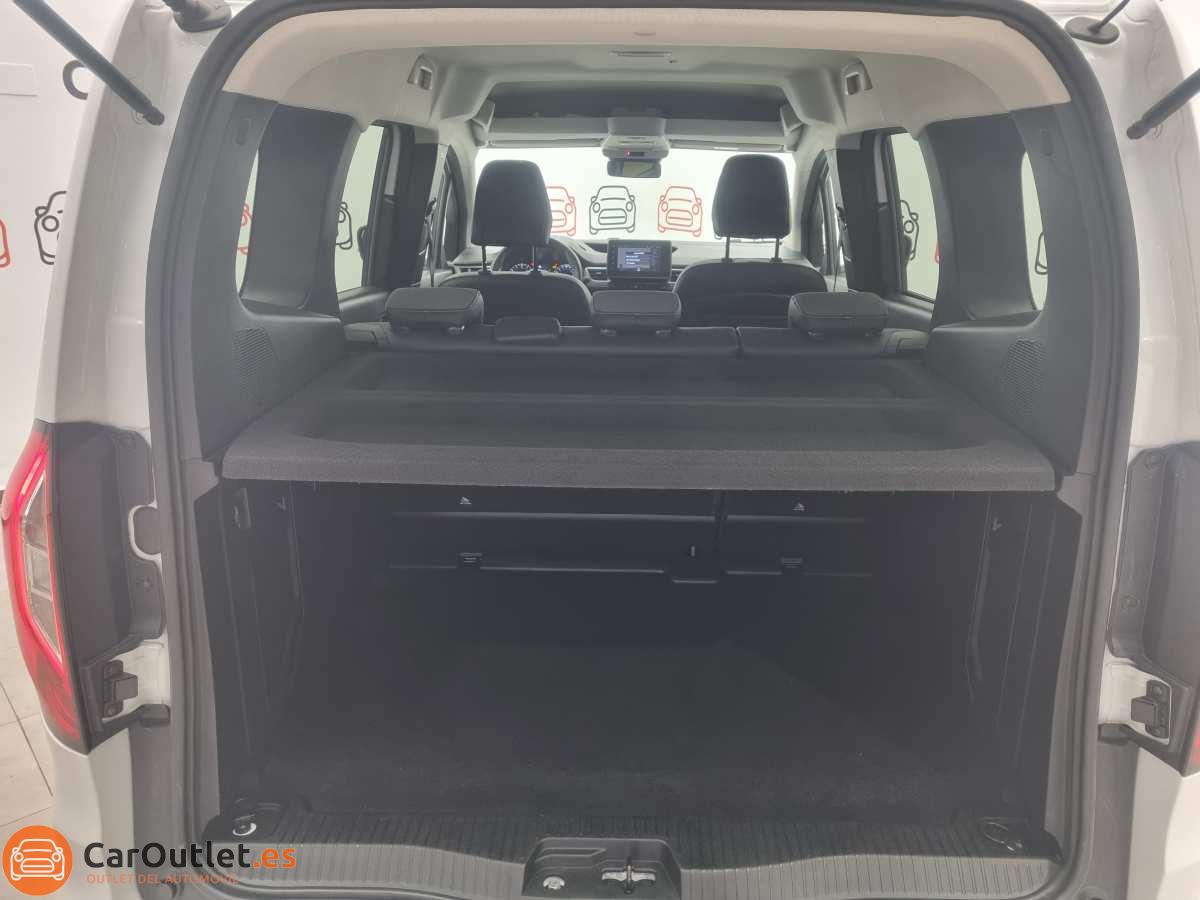 11 - Renault Kangoo 2023 - AUTO