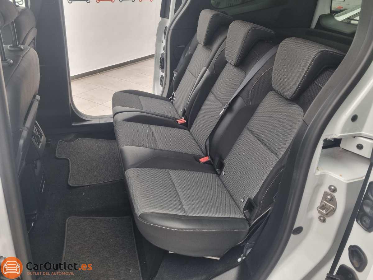 12 - Renault Kangoo 2023 - AUTO