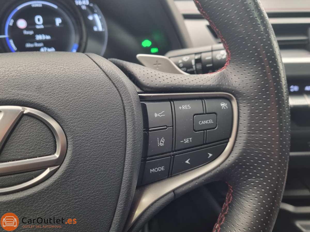 24 - Lexus UX 2019 - AUTO