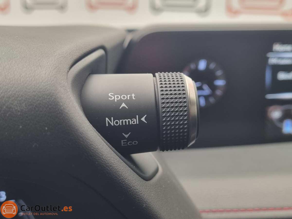 28 - Lexus UX 2019 - AUTO