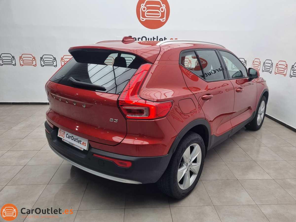8 - Volvo XC40 2024 - AUTO