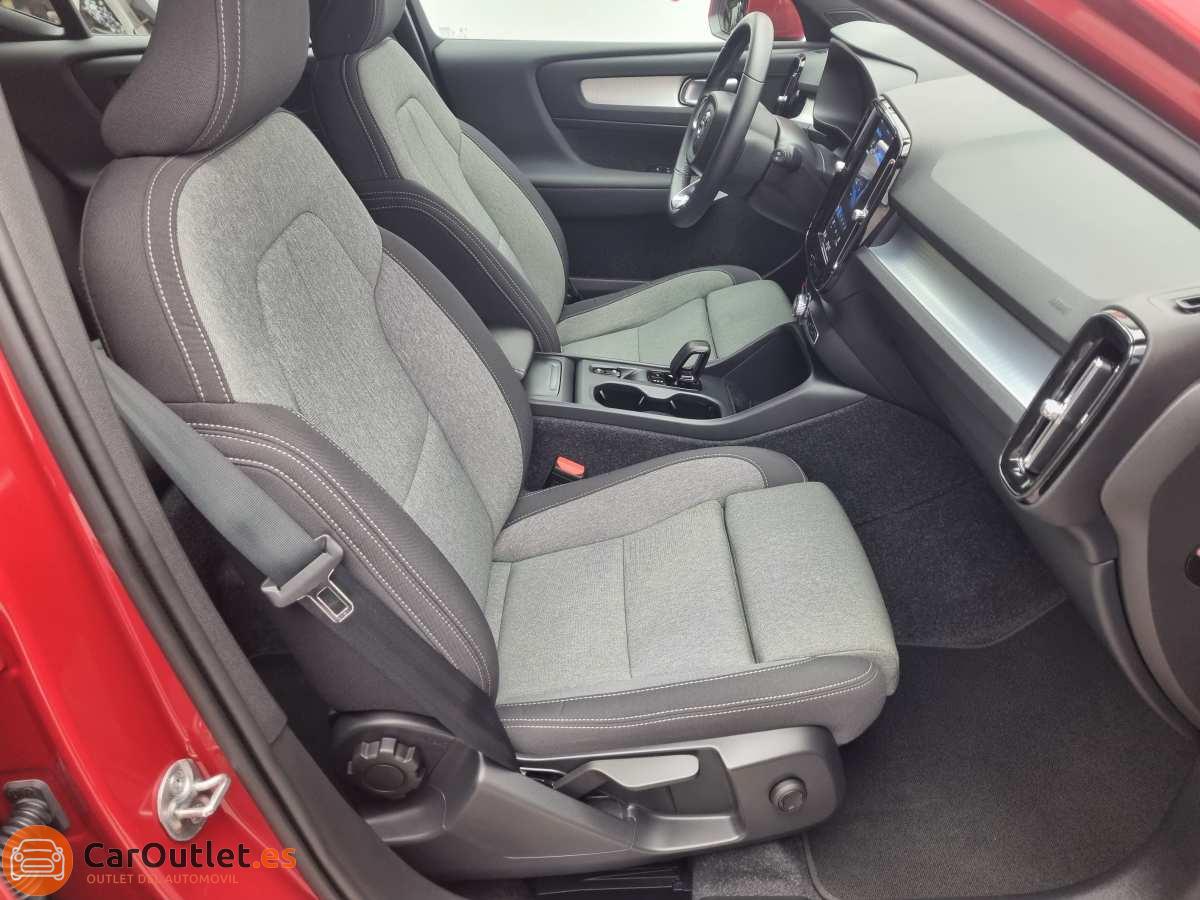 16 - Volvo XC40 2024 - AUTO