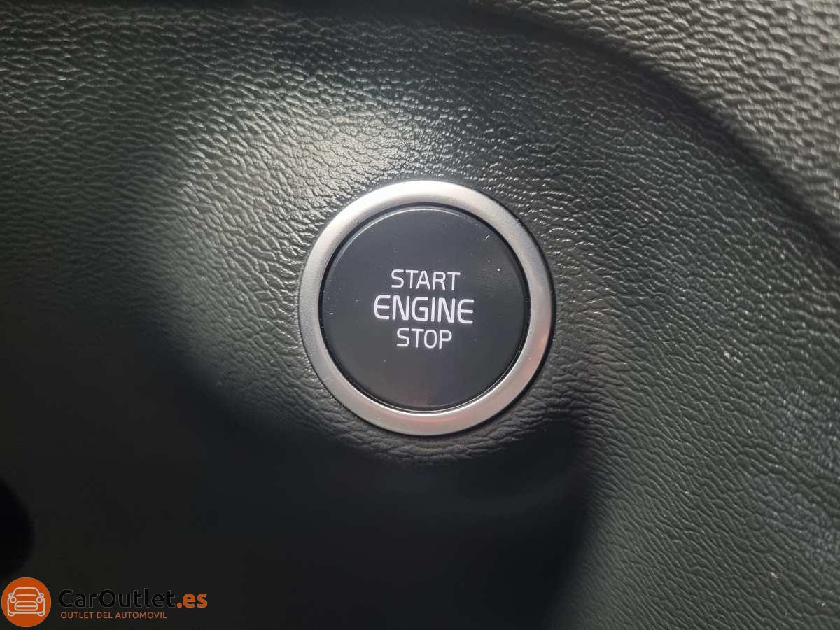 26 - Volvo XC40 2024 - AUTO