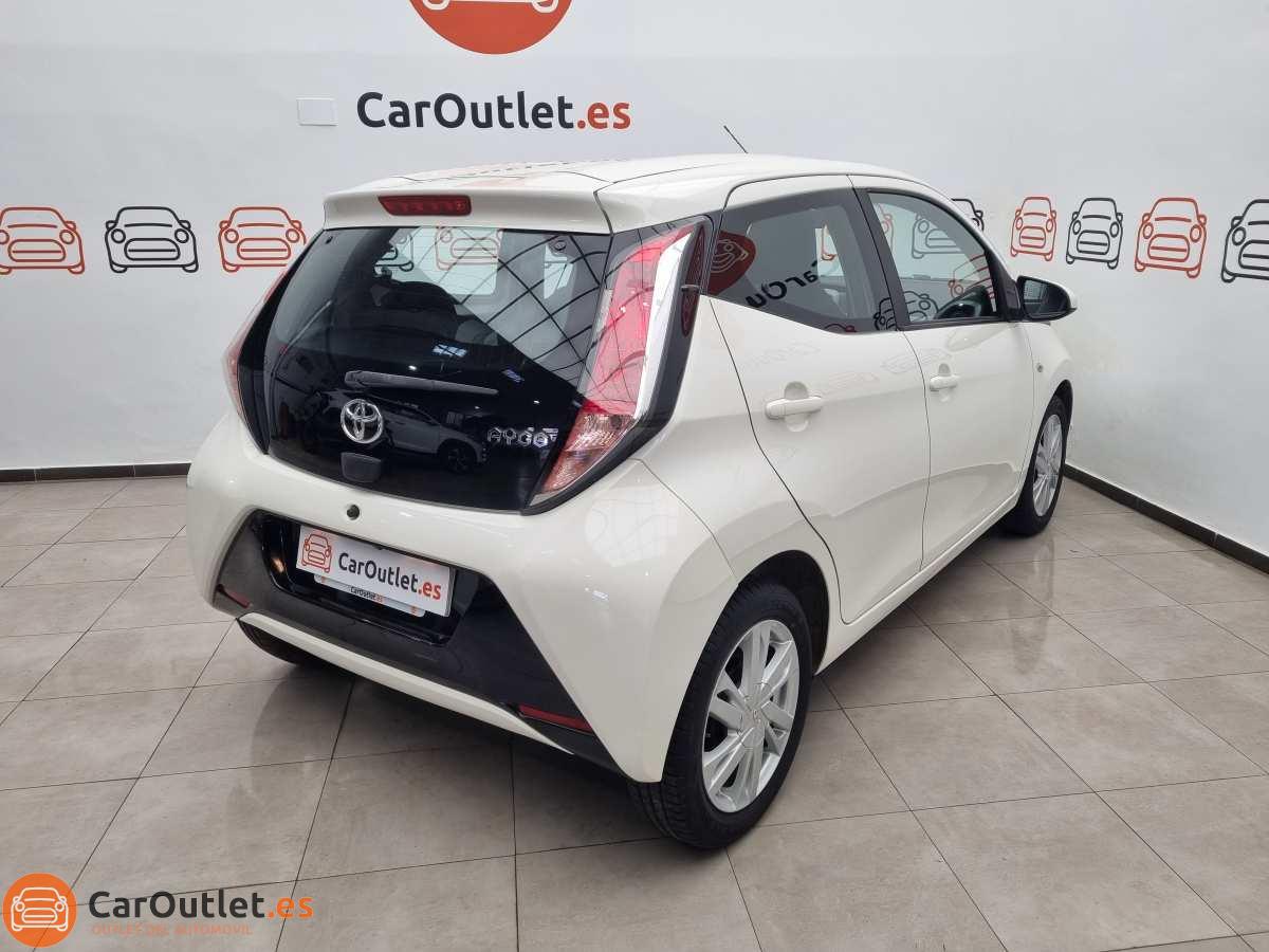7 - Toyota Aygo 2017 - AUTO