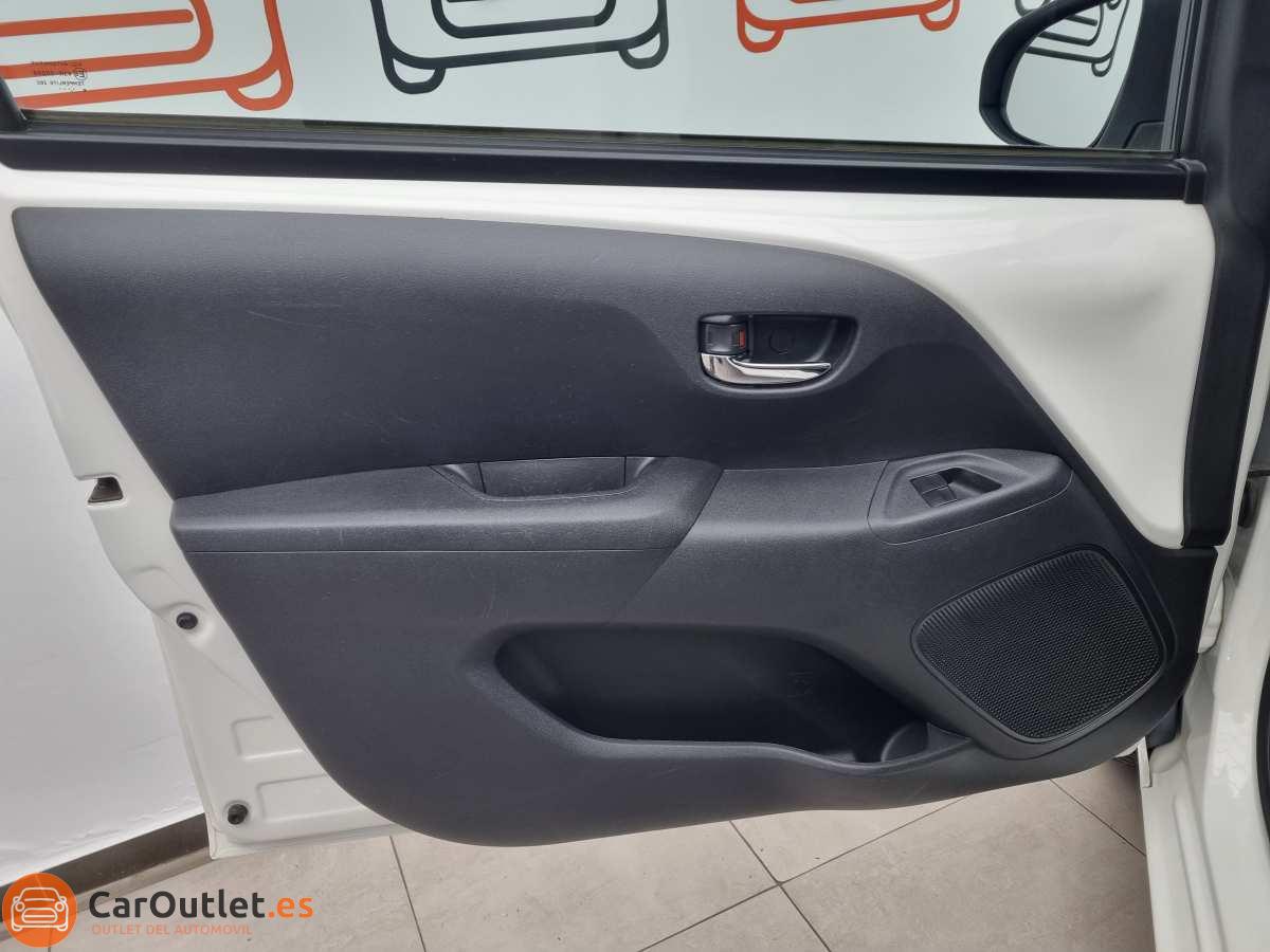 12 - Toyota Aygo 2017 - AUTO