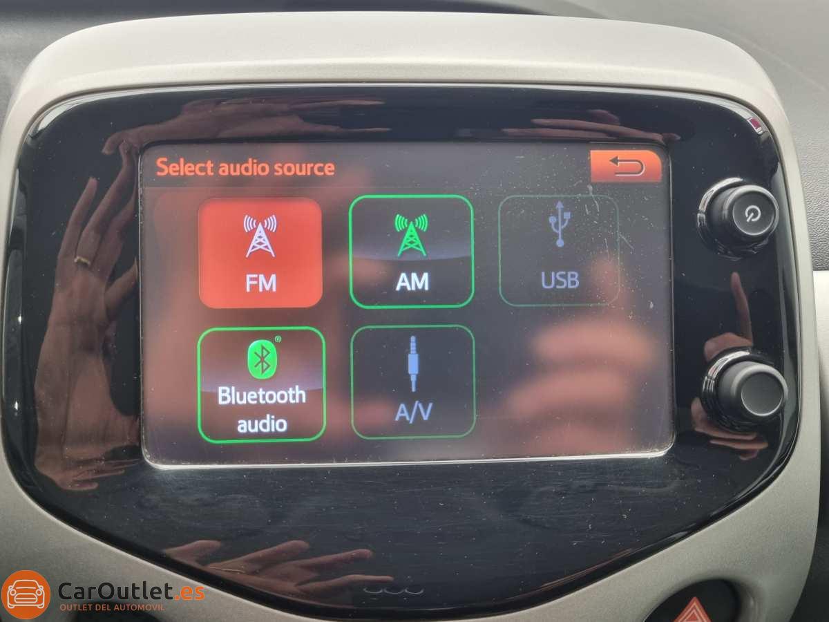 25 - Toyota Aygo 2017 - AUTO