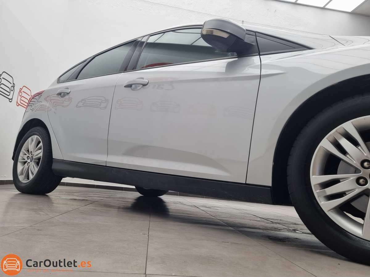 3 - Ford Focus 2014 - AUTO