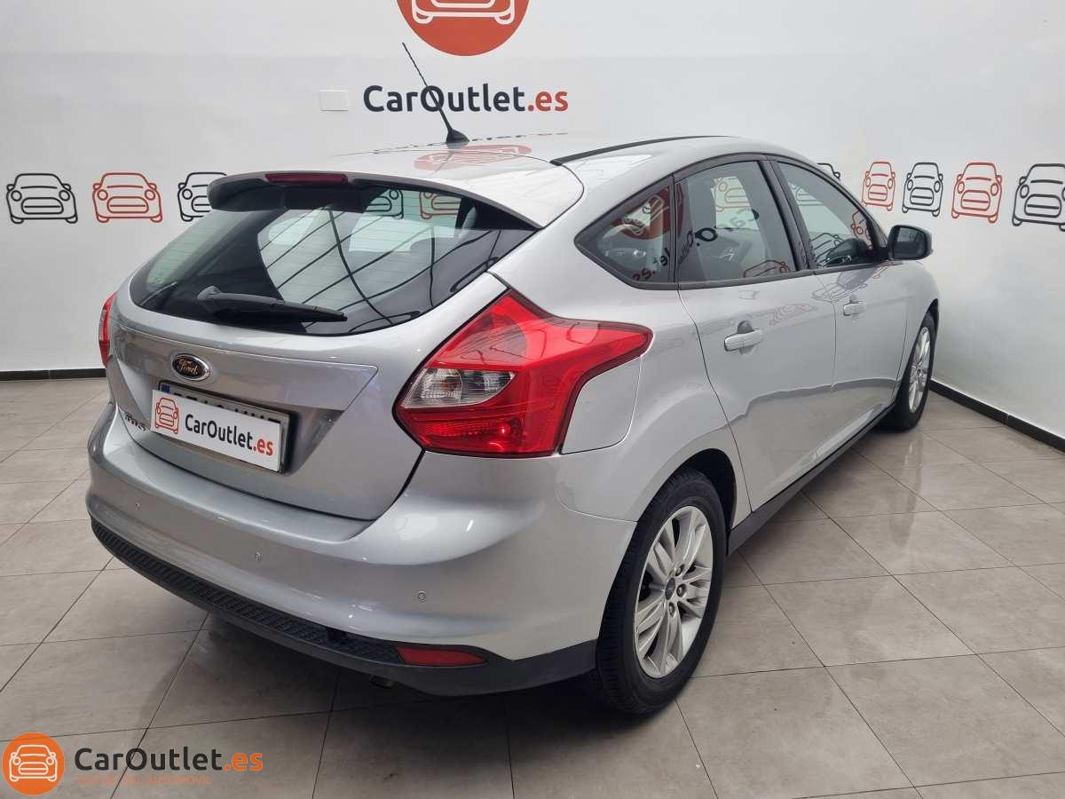 7 - Ford Focus 2014 - AUTO