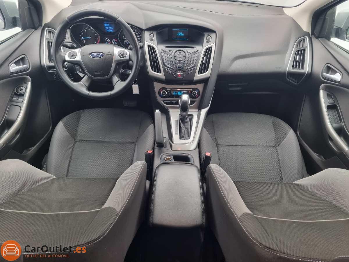 16 - Ford Focus 2014 - AUTO