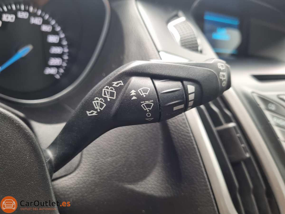 23 - Ford Focus 2014 - AUTO