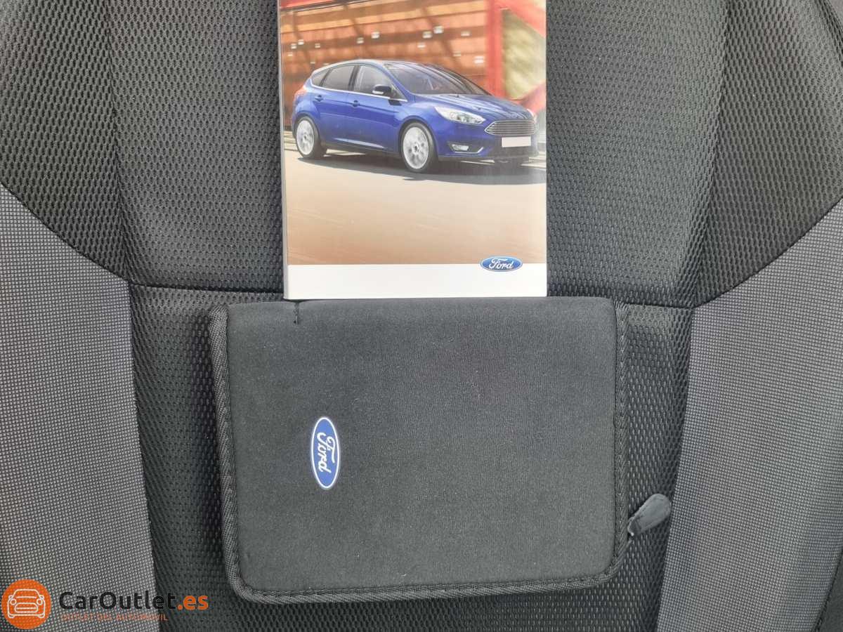 29 - Ford Focus 2014 - AUTO