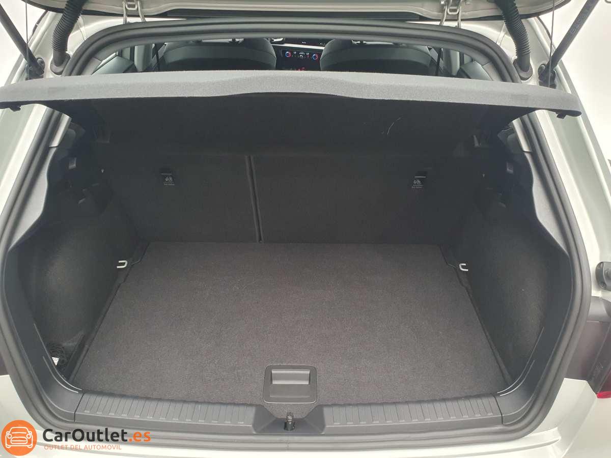 10 - Audi A1 2024 - AUTO