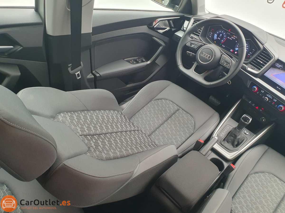 17 - Audi A1 2024 - AUTO