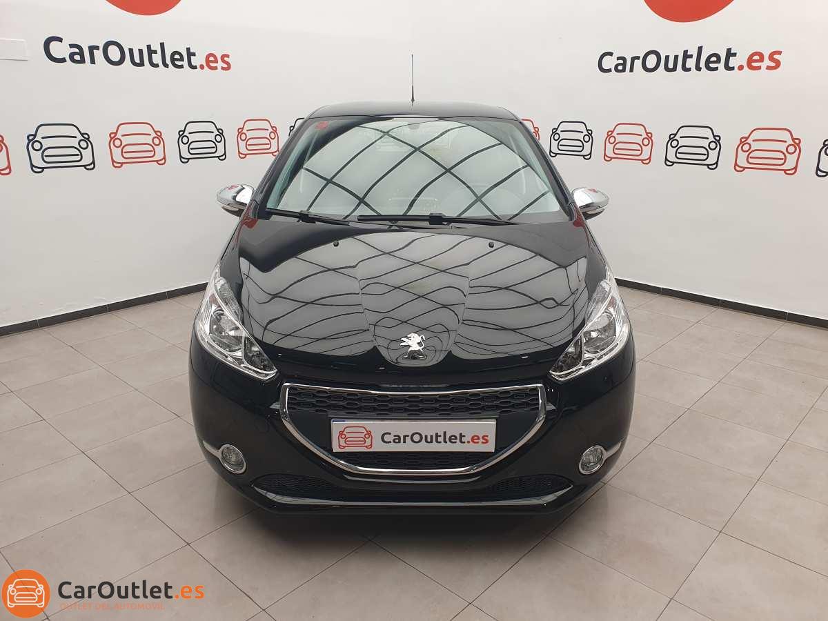 1 - Peugeot 208 2015