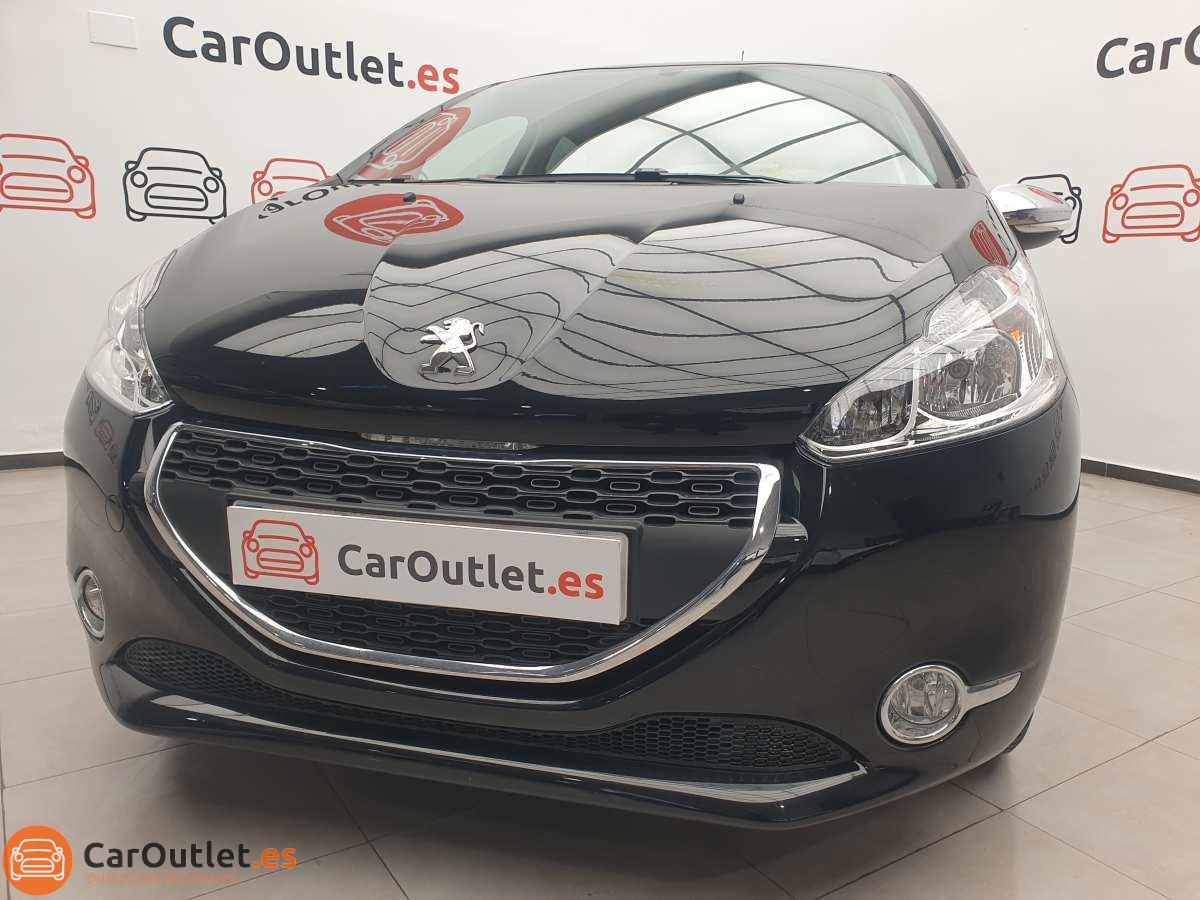 5 - Peugeot 208 2015