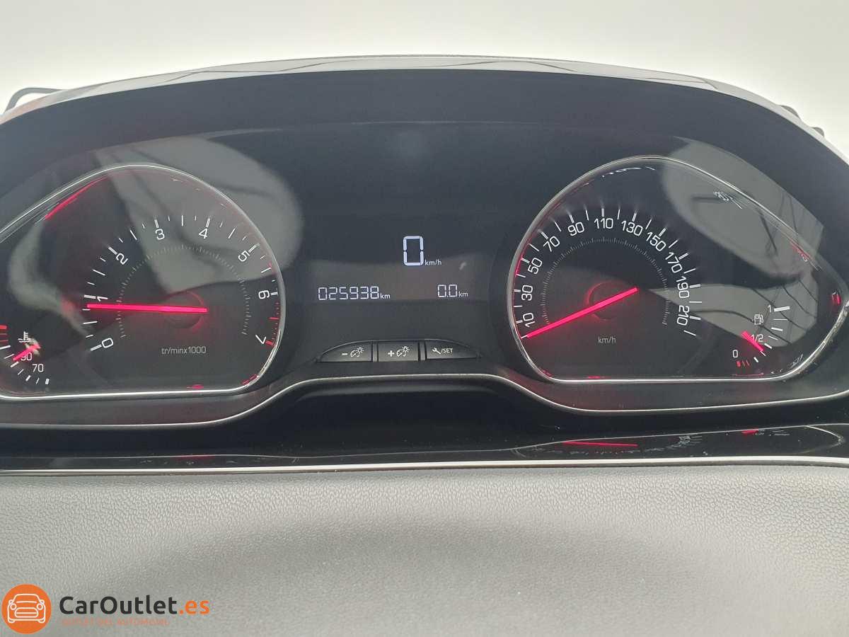 19 - Peugeot 208 2015