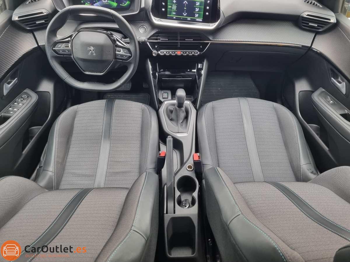 17 - Peugeot 208 2022 - AUTO