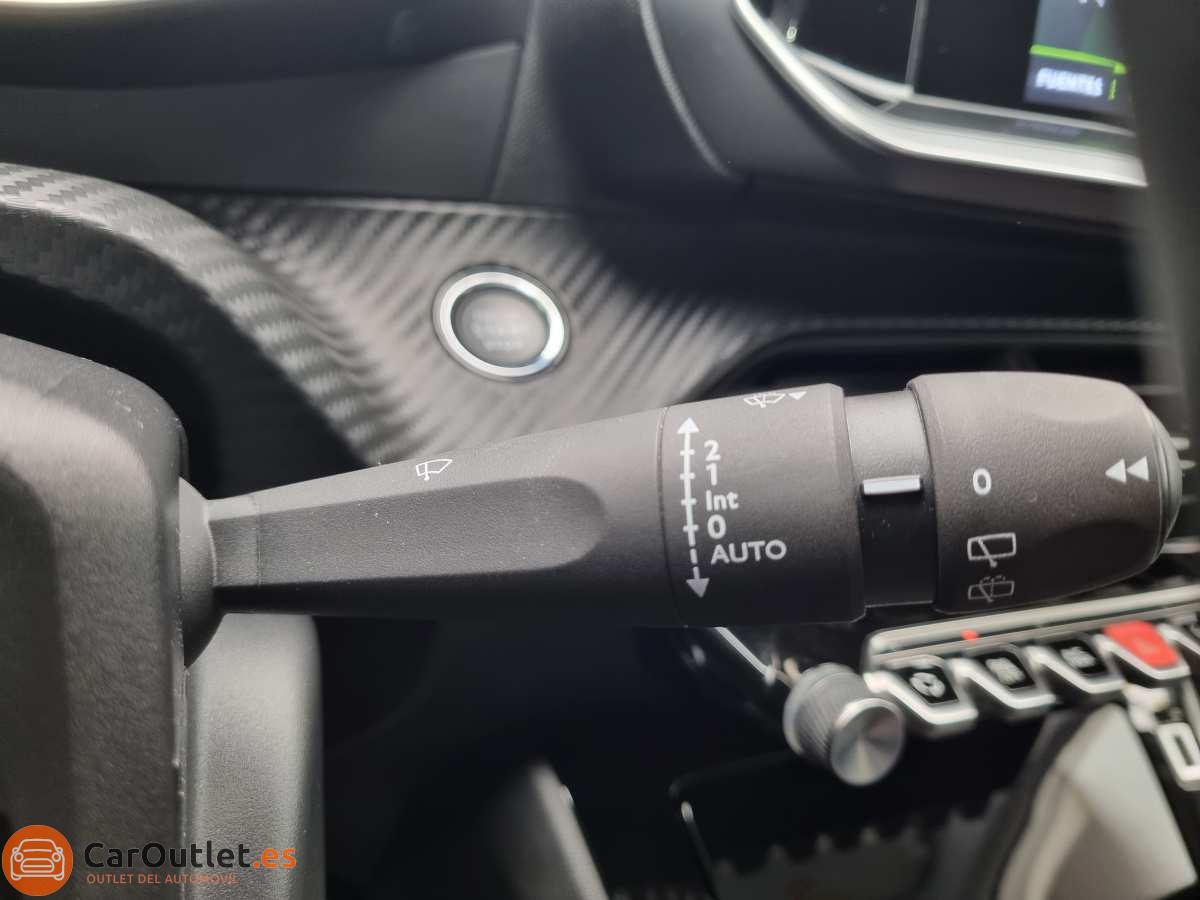 24 - Peugeot 208 2022 - AUTO