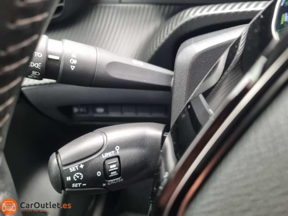 25 - Peugeot 208 2022 - AUTO