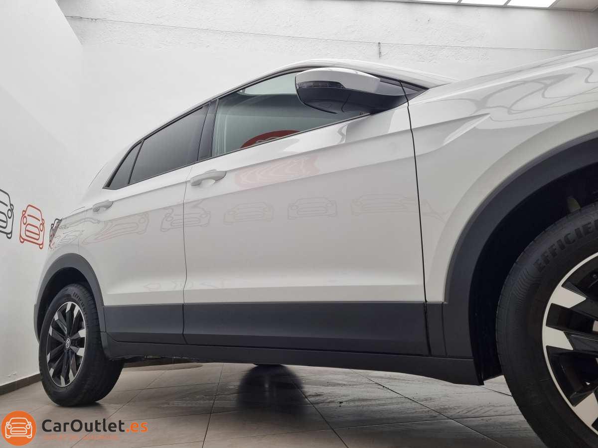 3 - Volkswagen T-CROSS 2022 - AUTO