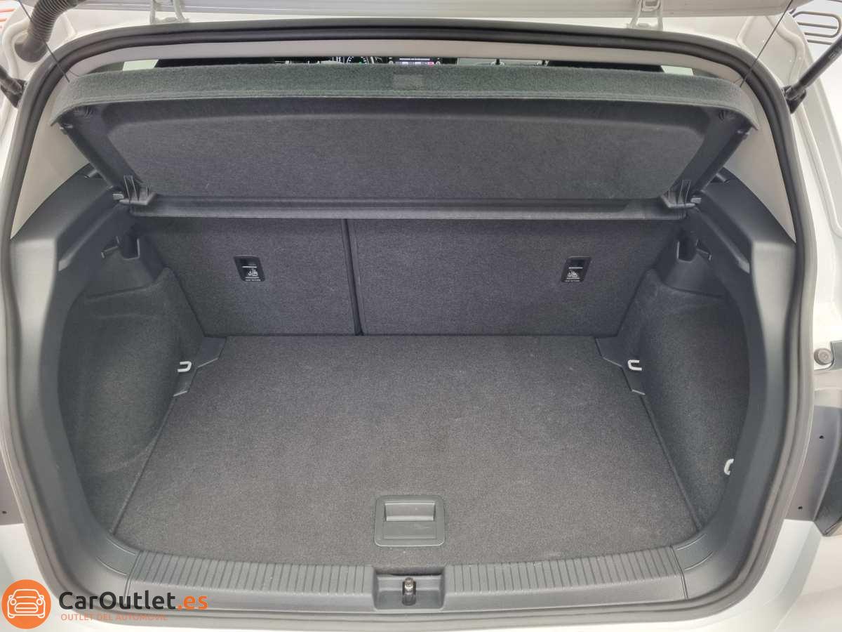 10 - Volkswagen T-CROSS 2022 - AUTO