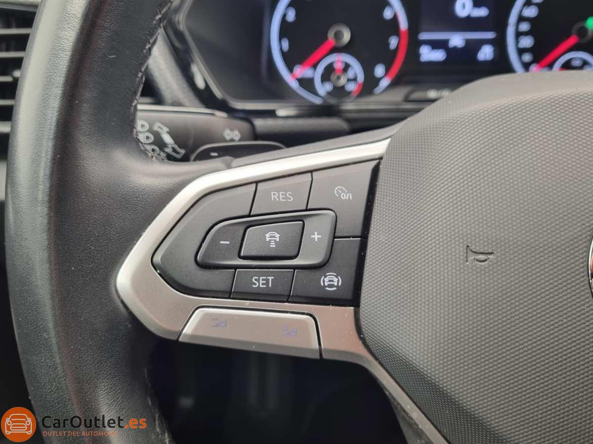 22 - Volkswagen T-CROSS 2022 - AUTO