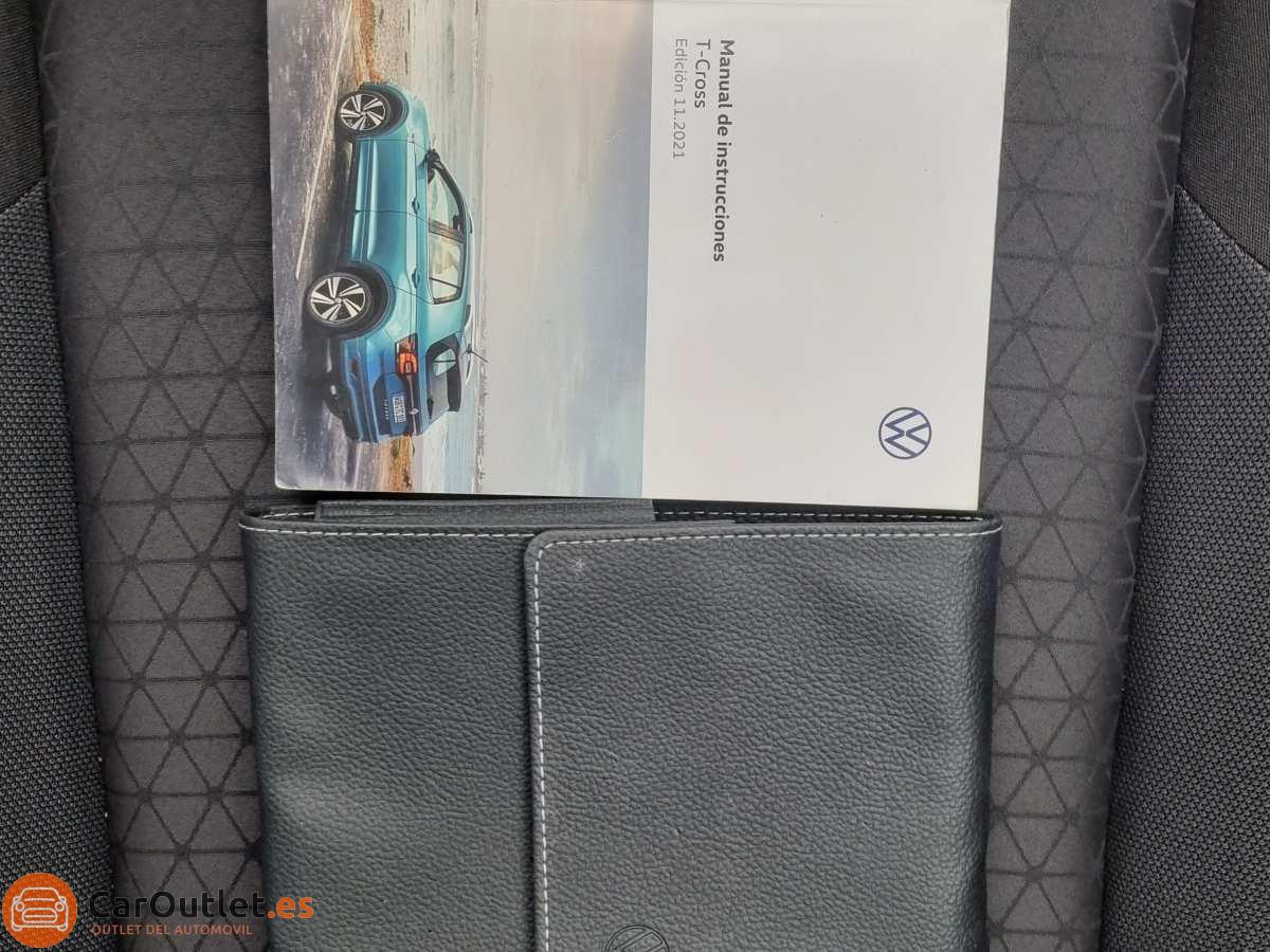 30 - Volkswagen T-CROSS 2022 - AUTO