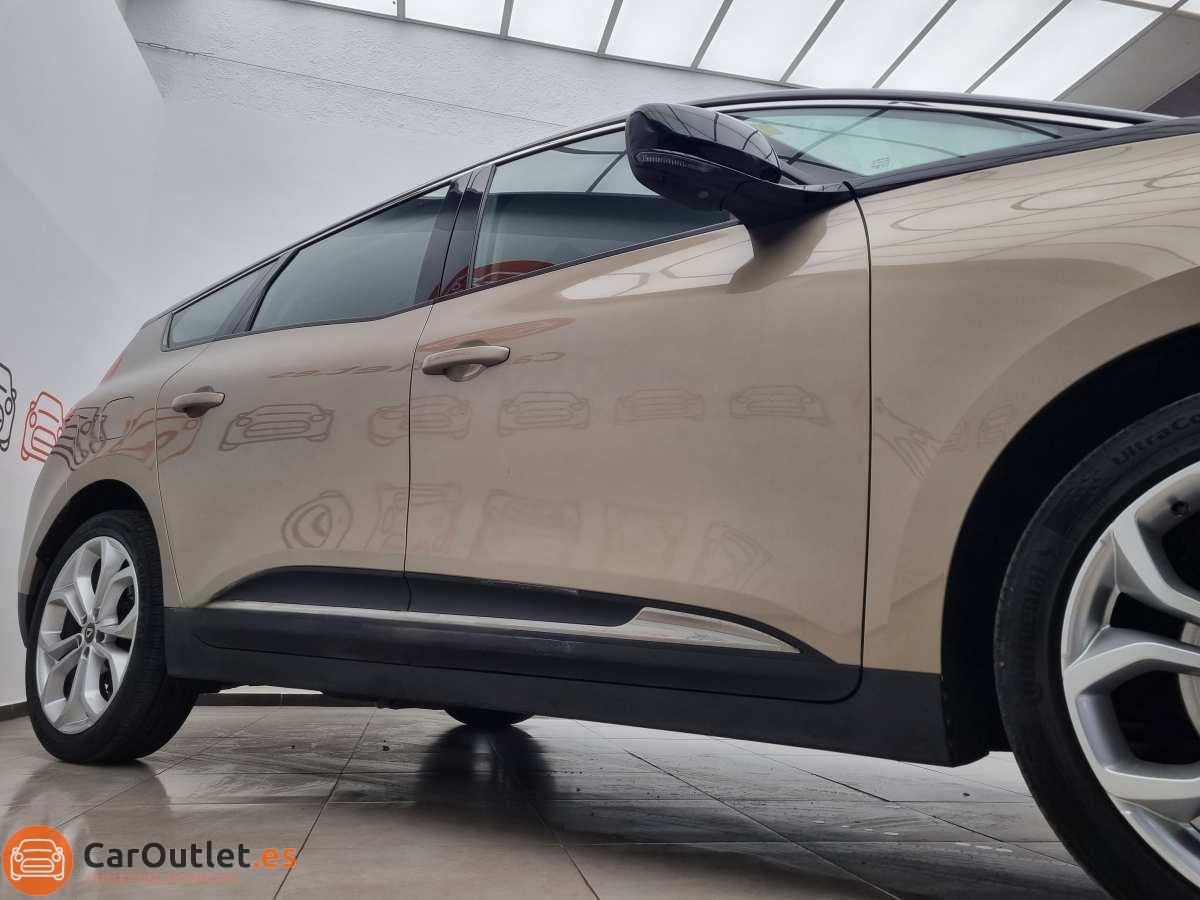 3 - Renault Scenic 2018 - AUTO
