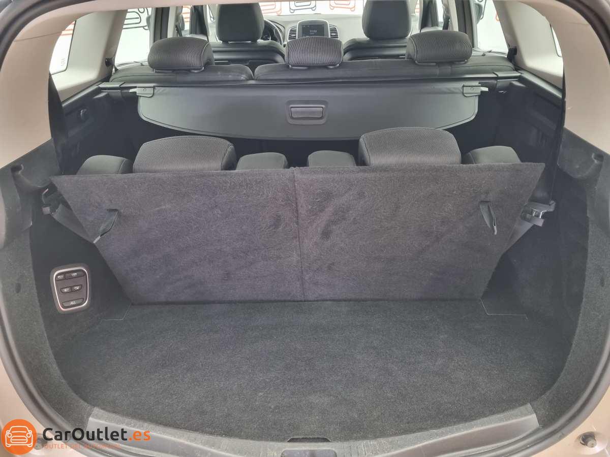 12 - Renault Scenic 2018 - AUTO