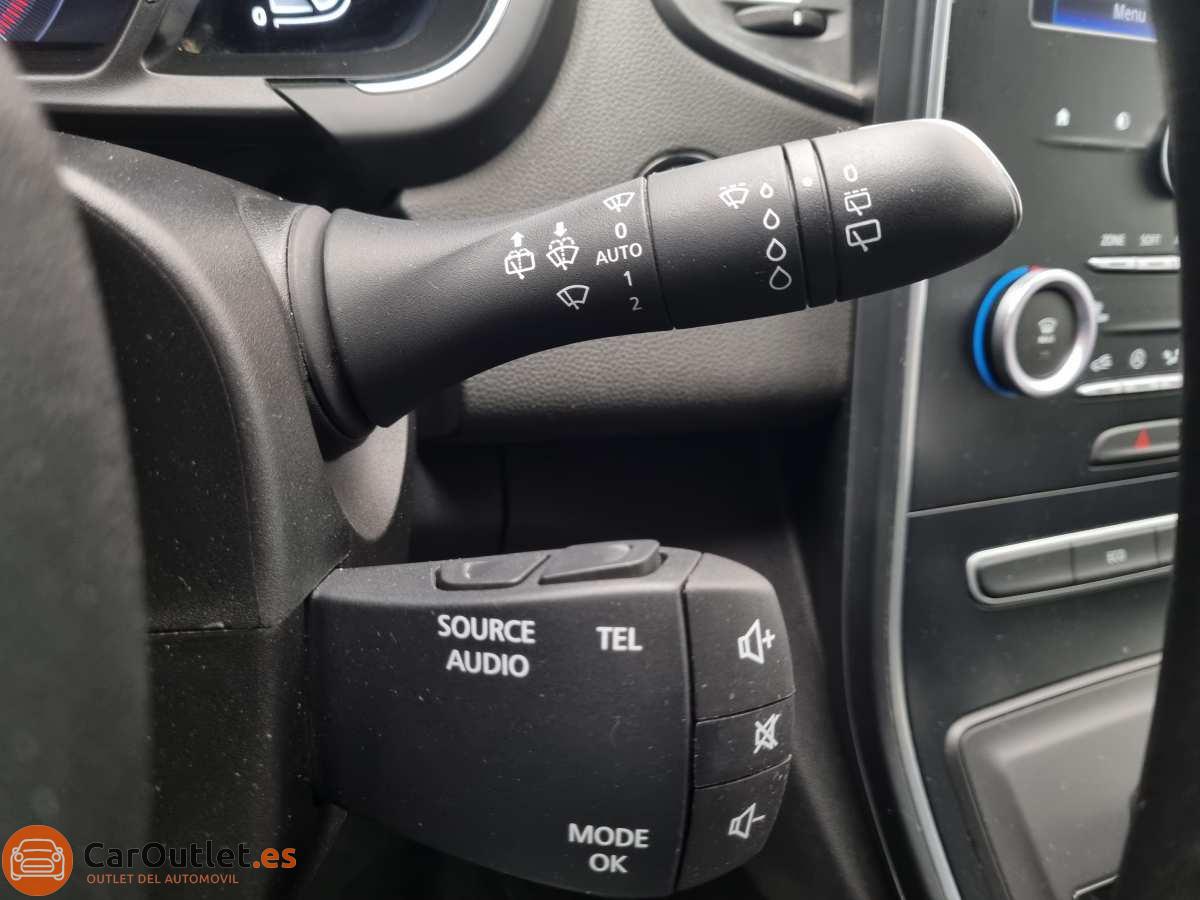 26 - Renault Scenic 2018 - AUTO