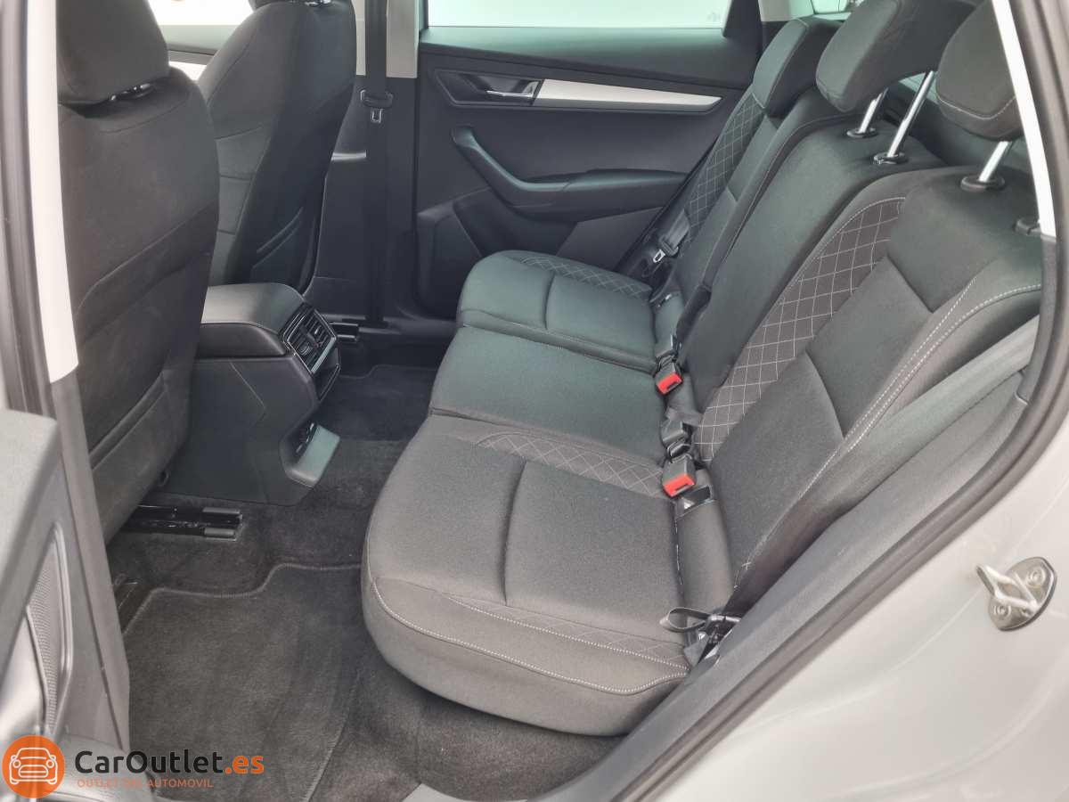 12 - Skoda KAROQ 2019 - AUTO