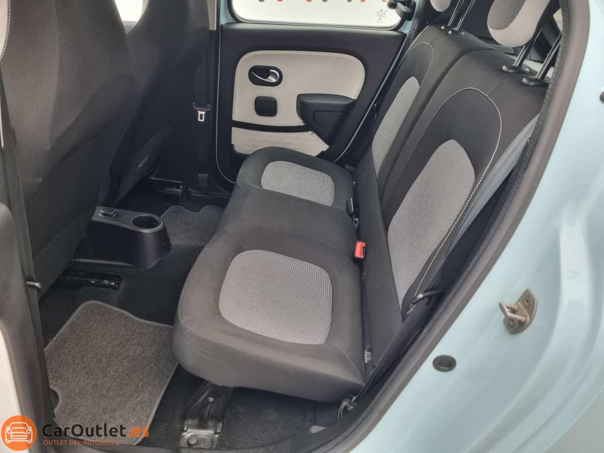 11 - Renault Twingo 2017