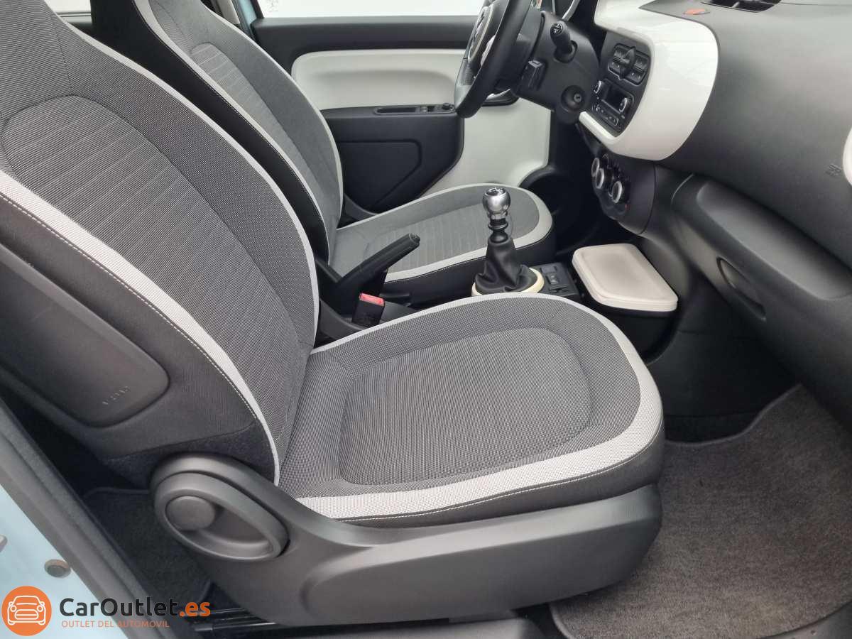 14 - Renault Twingo 2017
