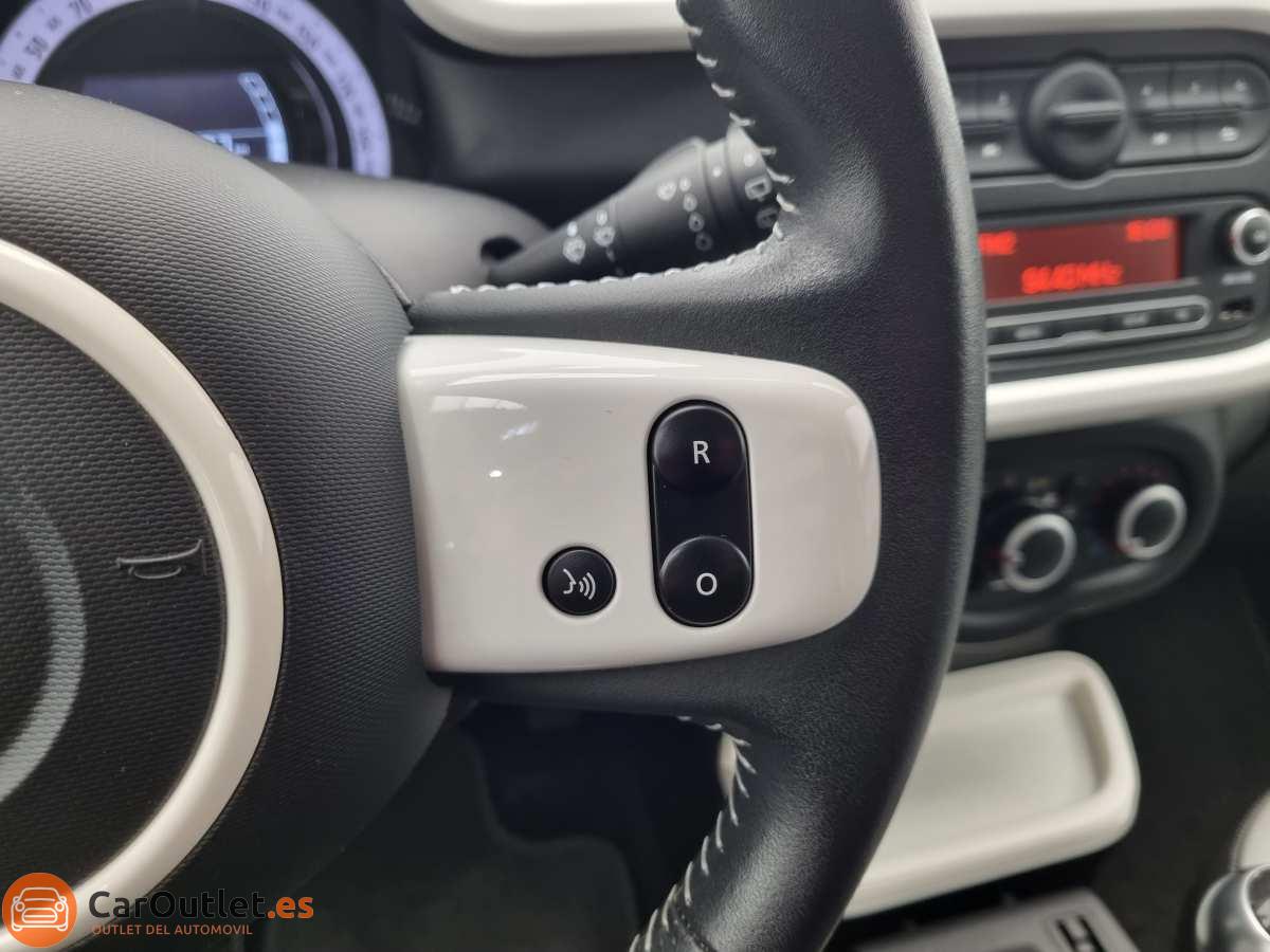 21 - Renault Twingo 2017