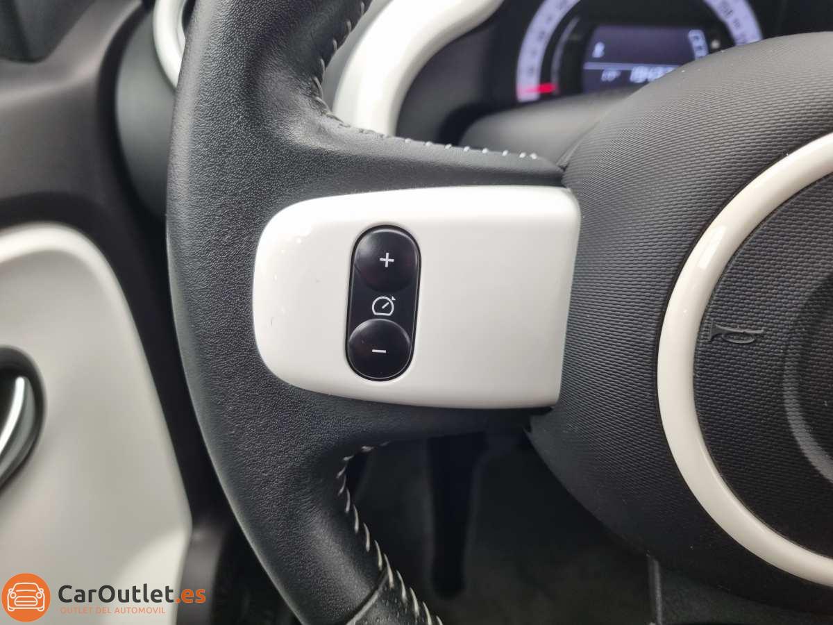 22 - Renault Twingo 2017