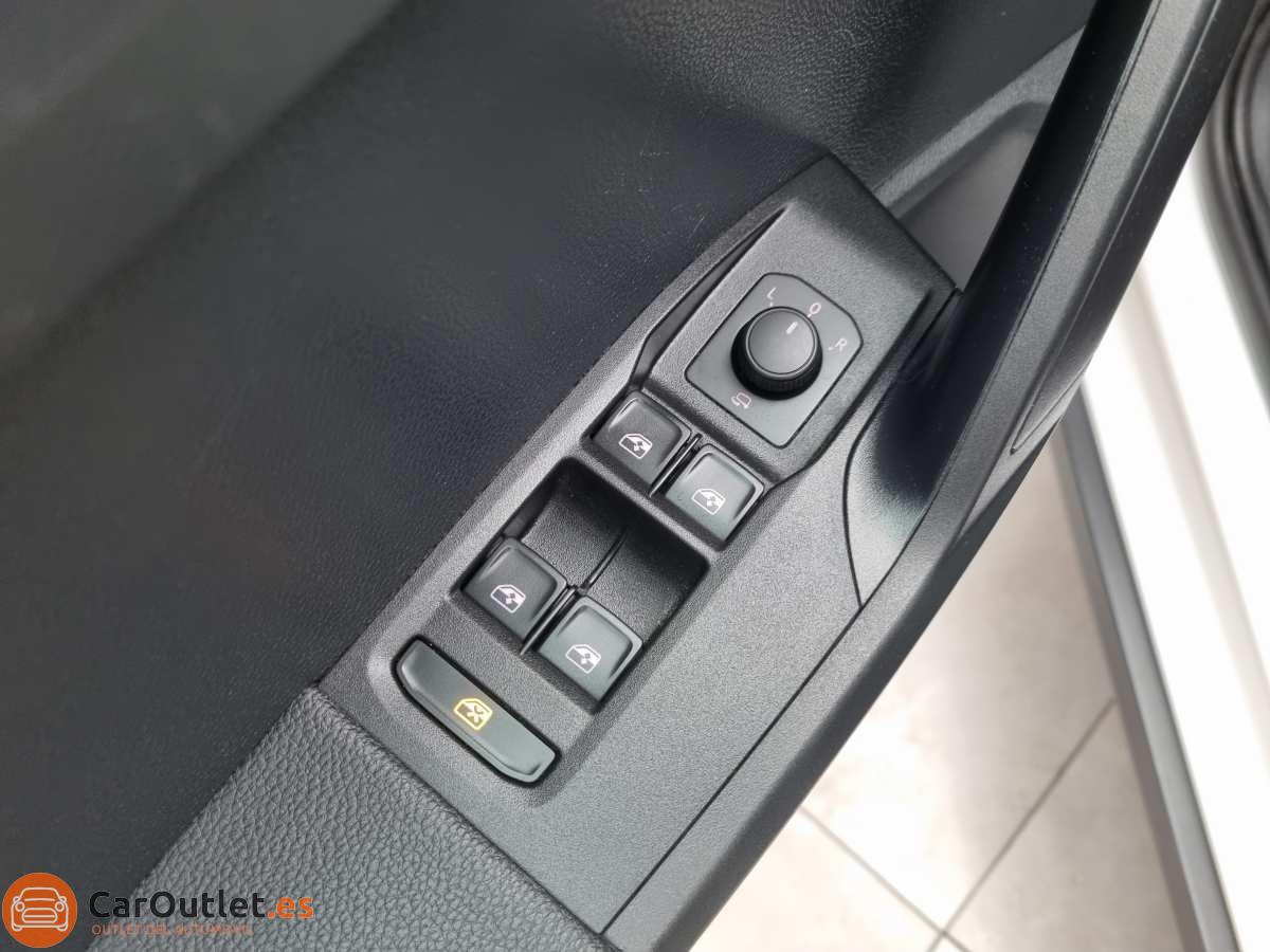 14 - Seat Arona 2021