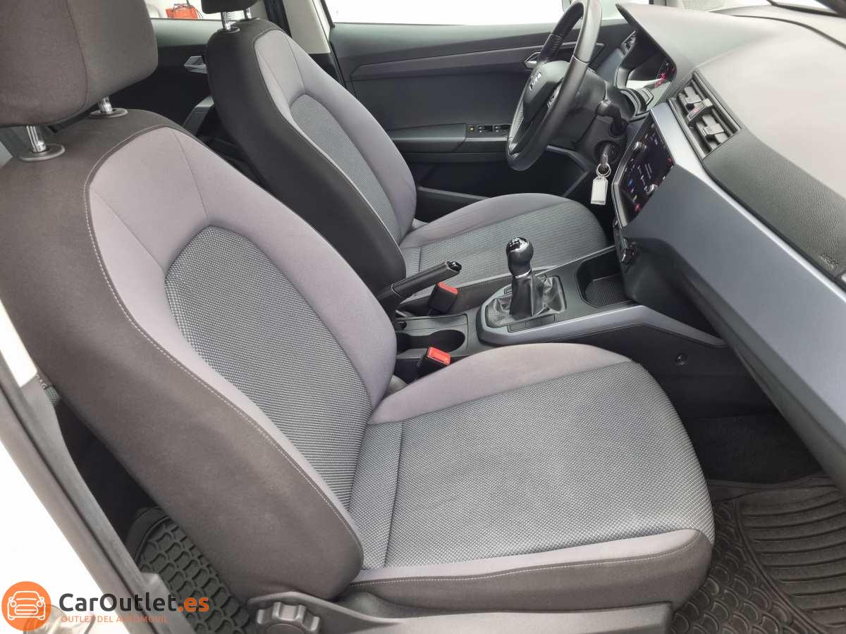 16 - Seat Arona 2021