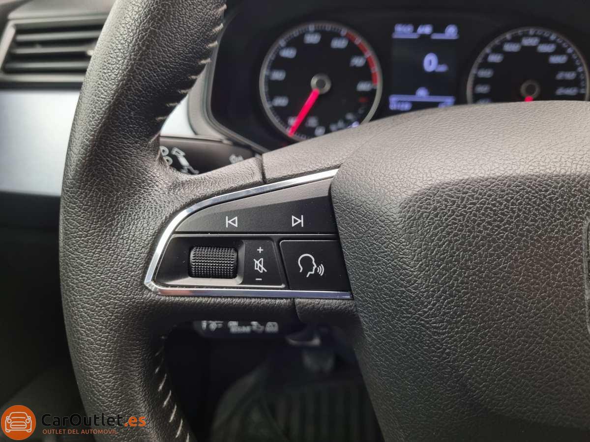 22 - Seat Arona 2021