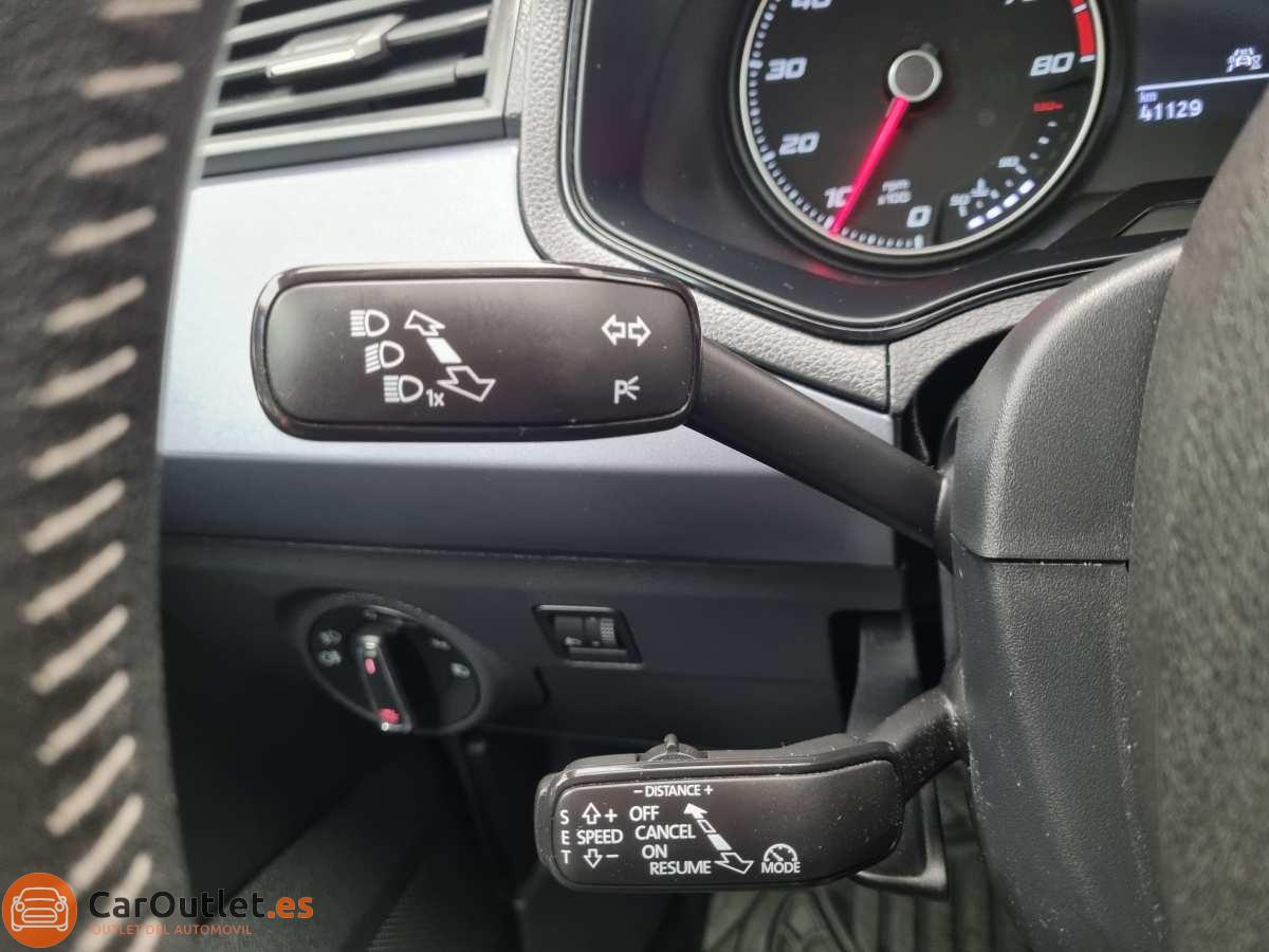 24 - Seat Arona 2021