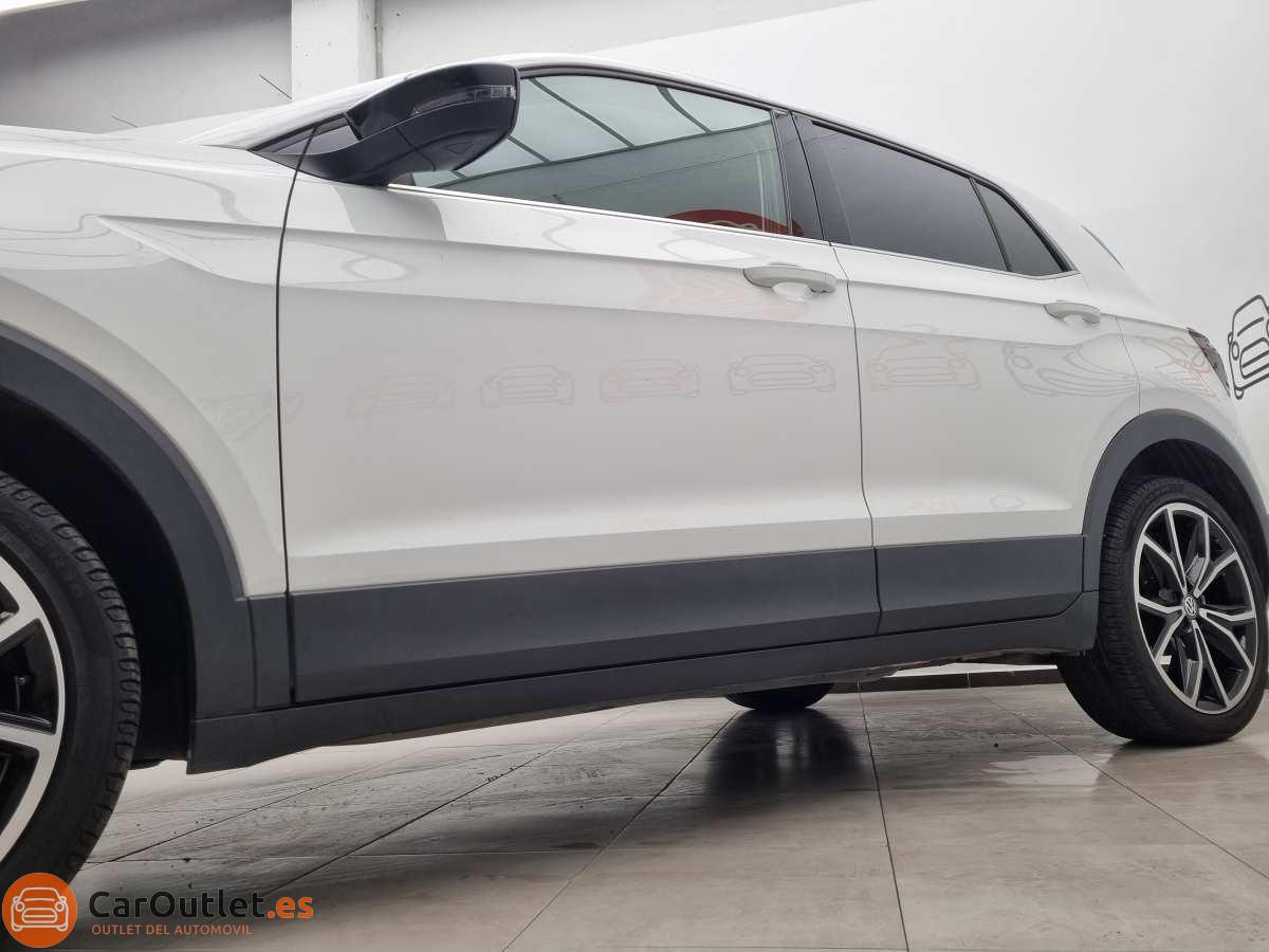 4 - Volkswagen T-CROSS 2020 - AUTO