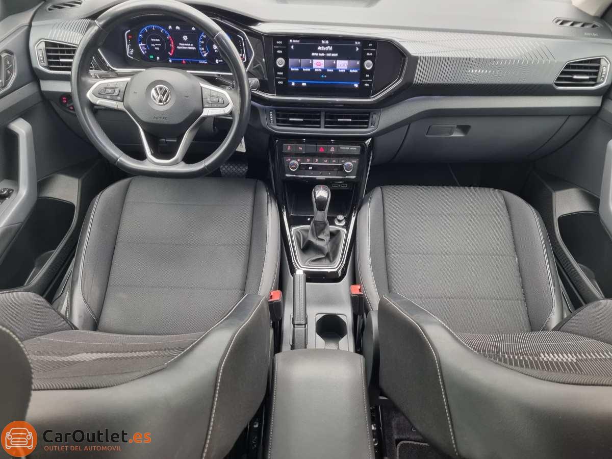 17 - Volkswagen T-CROSS 2020 - AUTO