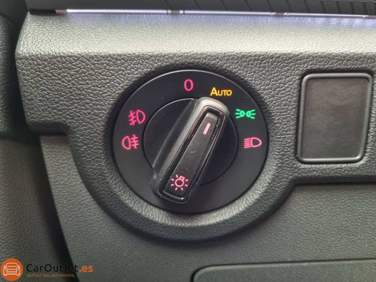 26 - Volkswagen T-CROSS 2020 - AUTO