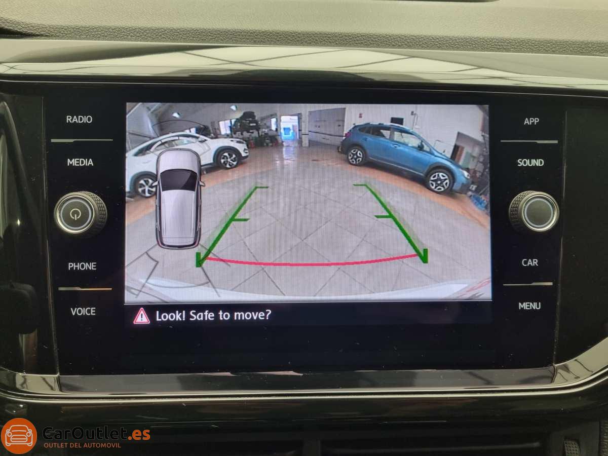 31 - Volkswagen T-CROSS 2020 - AUTO