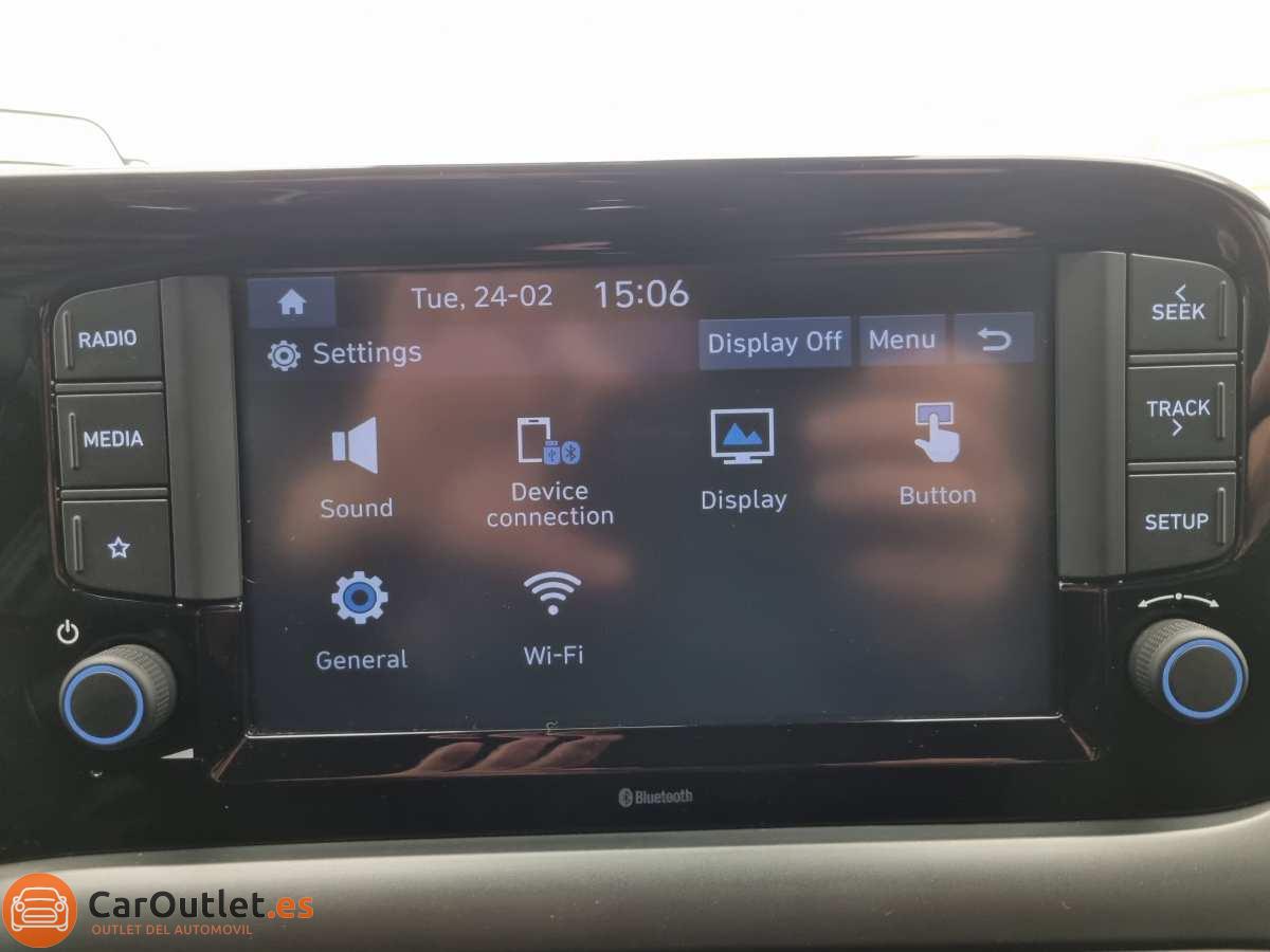 27 - Hyundai i10 2023