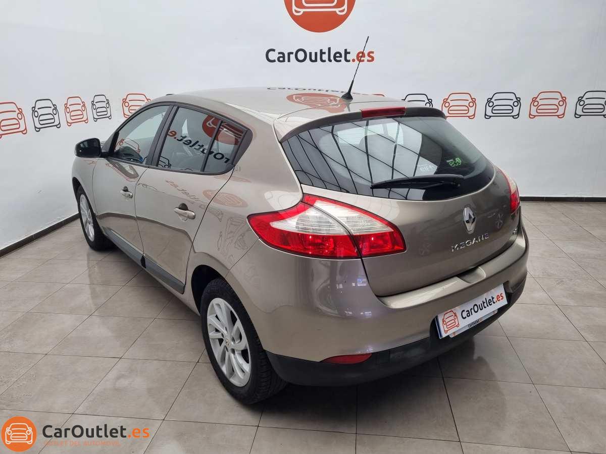 9 - Renault Megane 2013